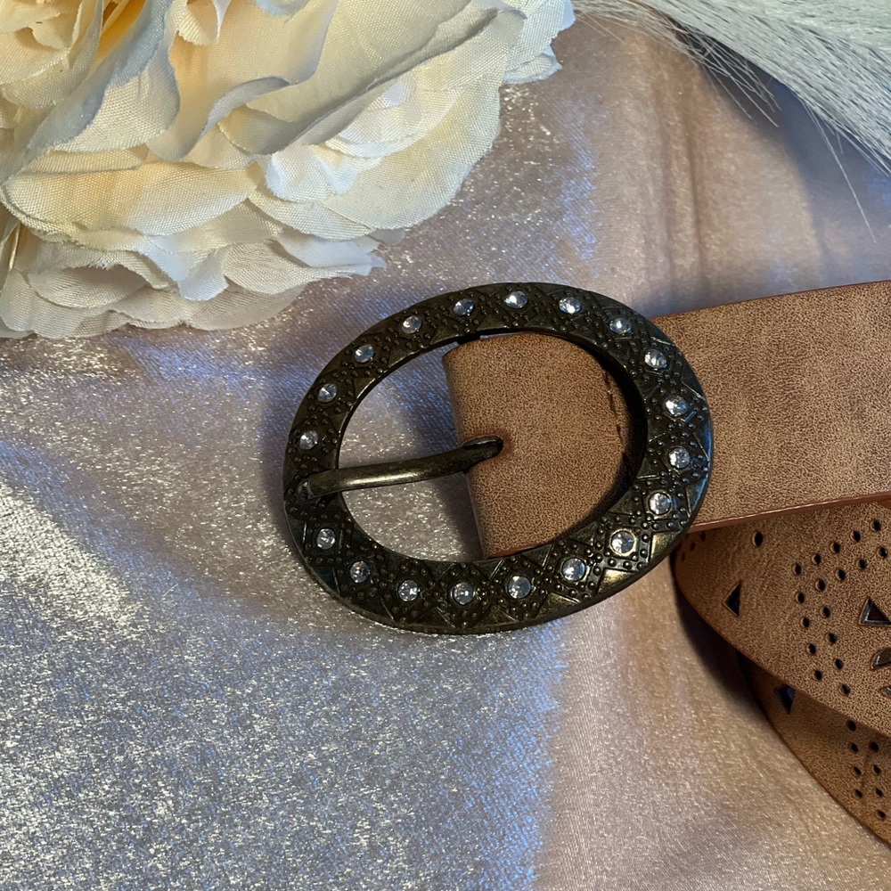 Chic Tan Perforated Belt with Rhinestones on Buckle - Picture 8 of 16